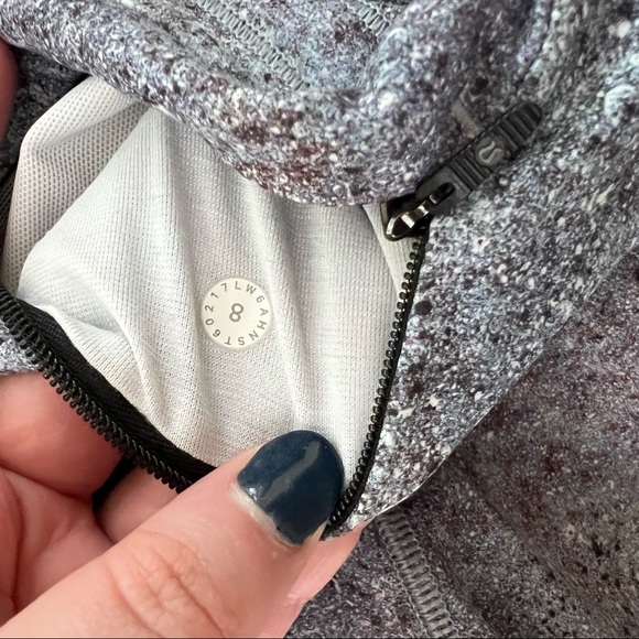 LULULEMON Final Lap Crop Leggings 23” Summer Haze Multi Nulux 8 Run - Picture 12 of 12